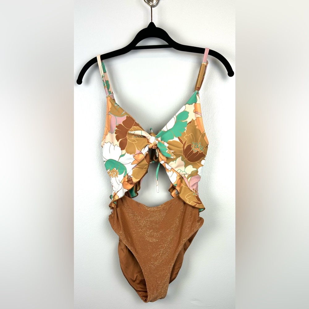 P2F Carly Swimsuit Size Medium One Piece Power 2 The Flower Paradise Poppies - Picture 4 of 11